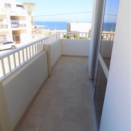 Sunshine Holiday 5 With Spectacular Seaviews