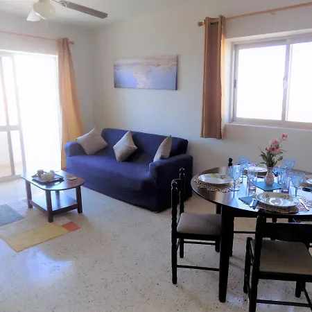 Sunshine Holiday 5 With Spectacular Seaviews
